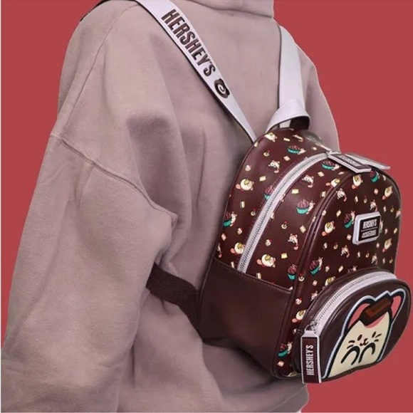 hershey Handbags - Super cute Aniroll X Hershey backpack